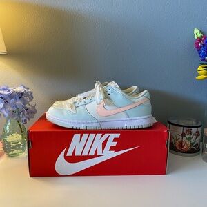 Nike Low Dunks Pastel Women’s size 9. Worn once!